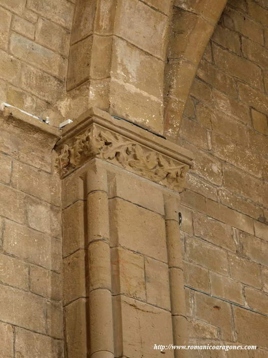 DETALLE DEL ARCO TRIUNFAL EN SU LADO NORTE
